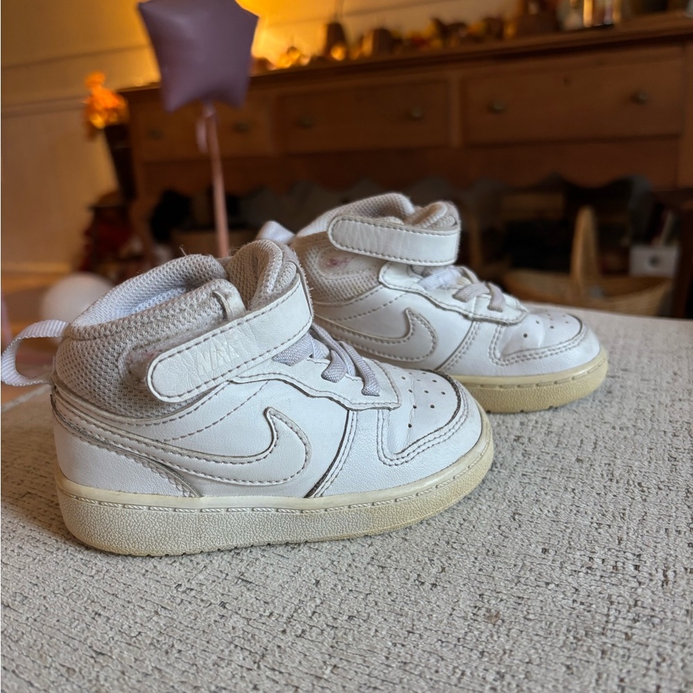 Nike Kids Court Borough Mid 2 White Sneakers Size 6 Toddler High Top